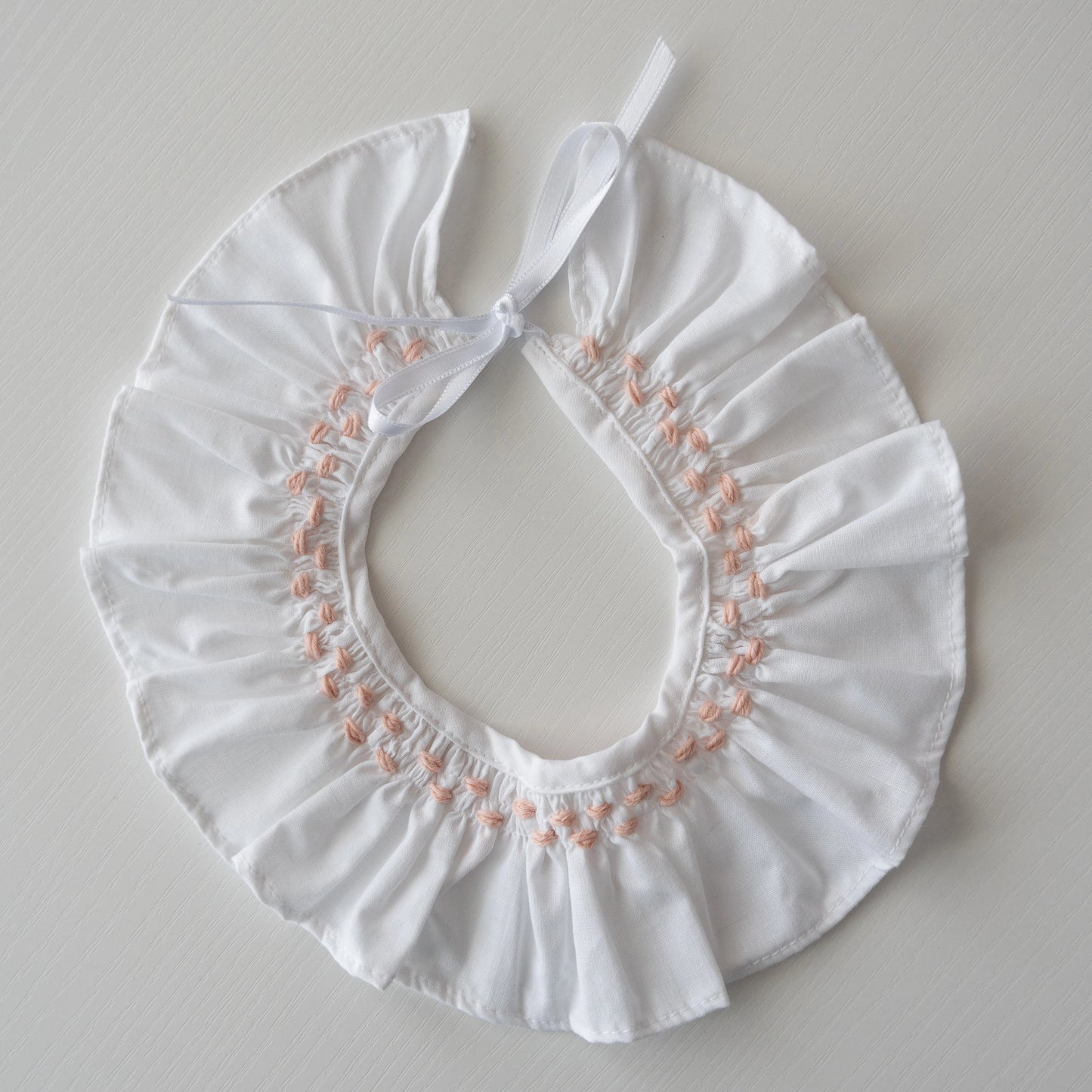 Cuello Bordado Rosa Empolvado