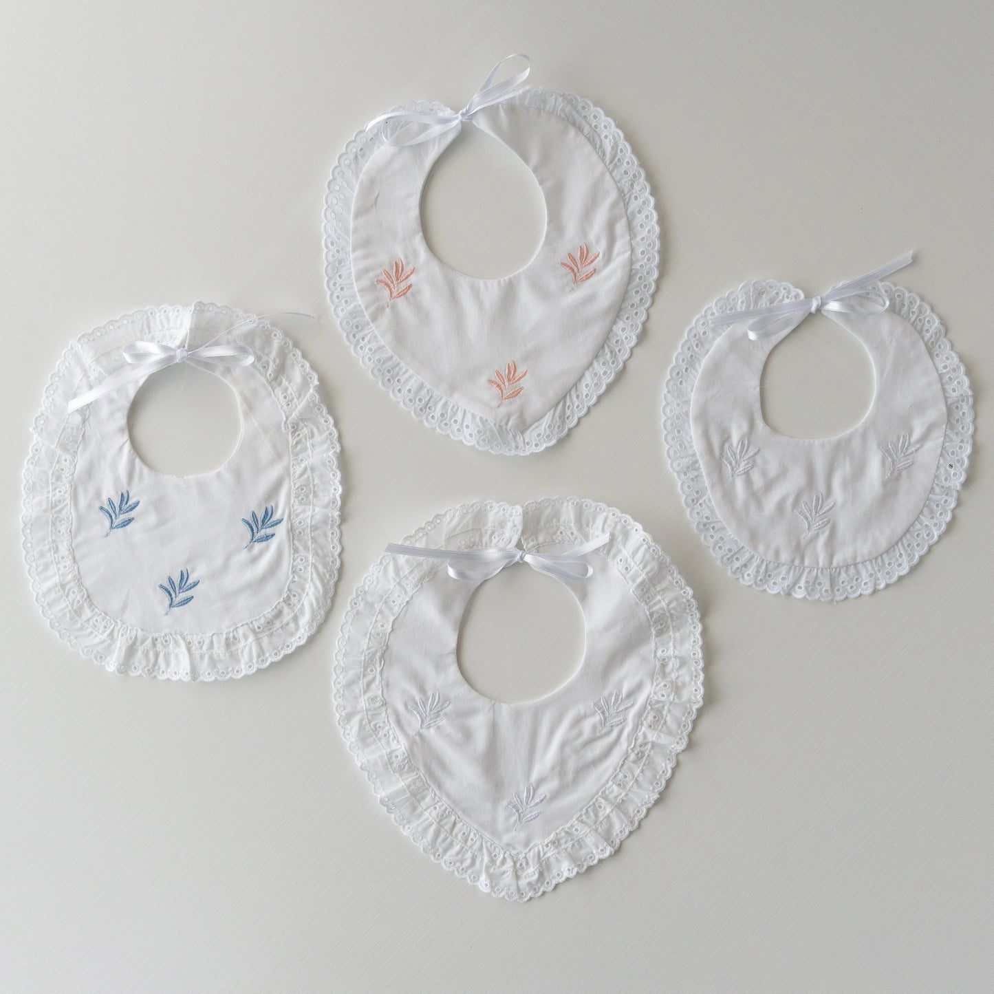 Baberos Bordados Pico